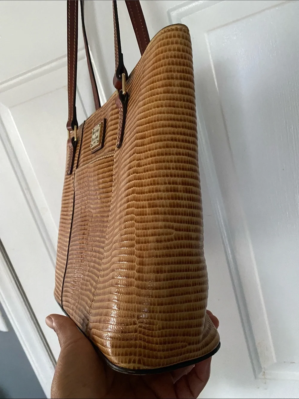 Dooney & Bourke classic dooney